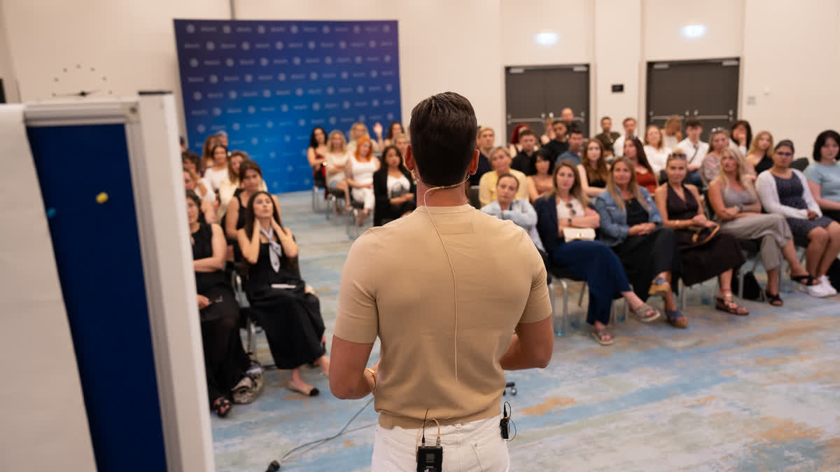 Ein weiterer voller Saal bei einem RELIFE-Event